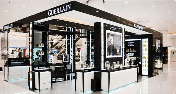 Xịt Khoáng Dưỡng Giữ Lớp Trang Điểm Guerlain Parure Gold Mist 30ml - Mỹ phẩm - Vua Hàng Hiệu