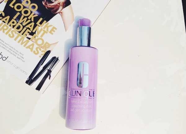 Top 5 sữa rửa mặt tẩy trang sạch sâu tiện lợi cho chuyến du lịch 30/4 - 1/5 - 11