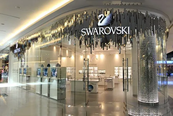 Dây Chuyền Swarovski Dazzling Swan Necklace Multi-Colored Rose-Gold Tone Plated 5469989 - Trang sức - Vua Hàng Hiệu