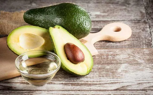 12 cách làm môi đỏ hồng tự nhiên không cần son đơn giản tại nhà - 14