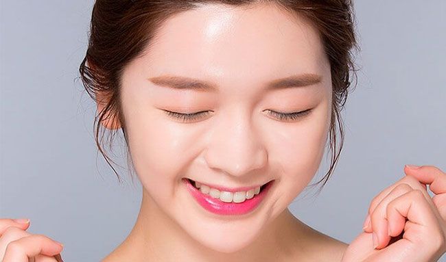 12 cách làm môi đỏ hồng tự nhiên không cần son đơn giản tại nhà - 1