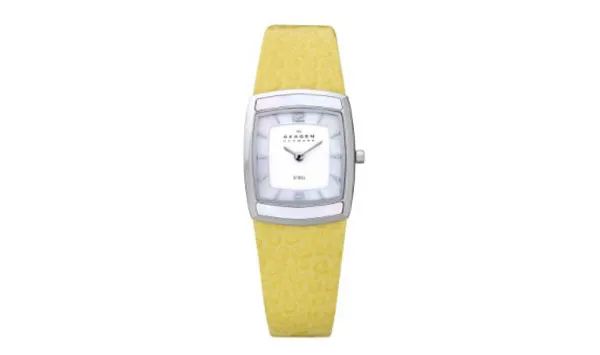 Top 9 mẫu đồng hồ nữ mặt vuông cao cấp giá tốt cho quý cô sành điệu - 11