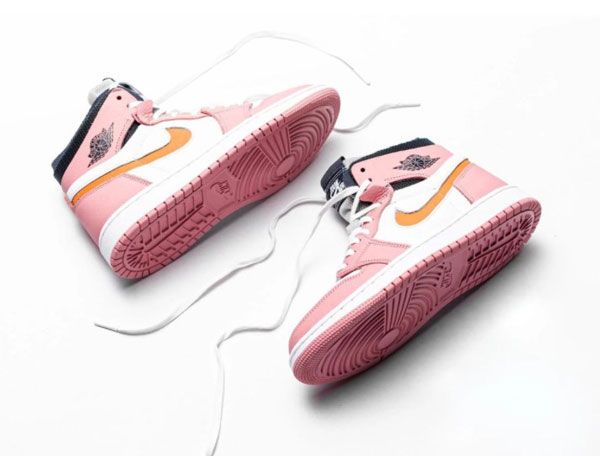 Top 8 đôi giày Nike nữ màu hồng ngọt ngào mẫu mới nhất năm nay