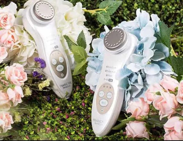 Máy massage ion đẩy tinh chất là gì? Review 7 máy đẩy tinh chất thấm sâu vào da