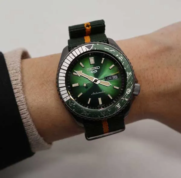 Mệnh hỏa nên đeo đồng hồ màu gì? Top 9 mẫu đồng hồ hút tài lộc cho nam mệnh Hỏa - 12