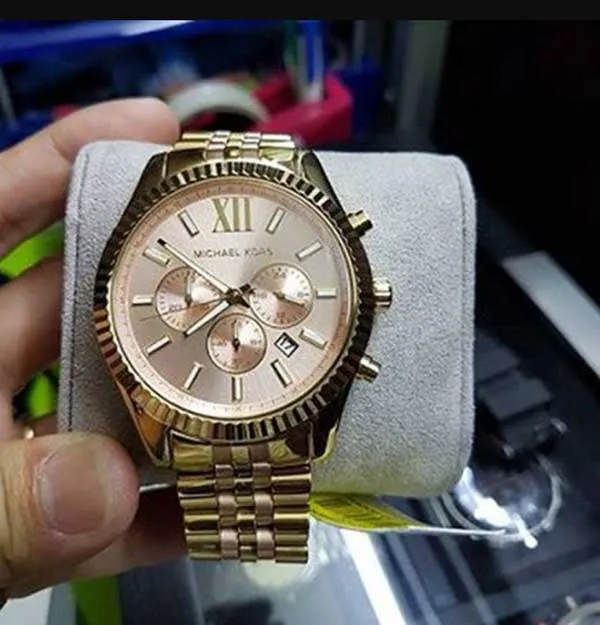 Mệnh hỏa nên đeo đồng hồ màu gì? Top 9 mẫu đồng hồ hút tài lộc cho nam mệnh Hỏa - 23