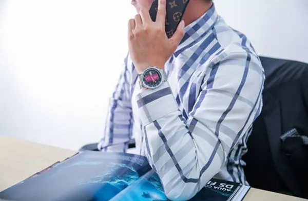 Mệnh hỏa nên đeo đồng hồ màu gì? Top 9 mẫu đồng hồ hút tài lộc cho nam mệnh Hỏa - 5