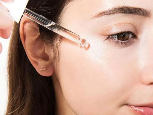 Serum tái tạo là gì? Review top 10 serum tái tạo phục hồi da được nhiều khách hàng yêu thích