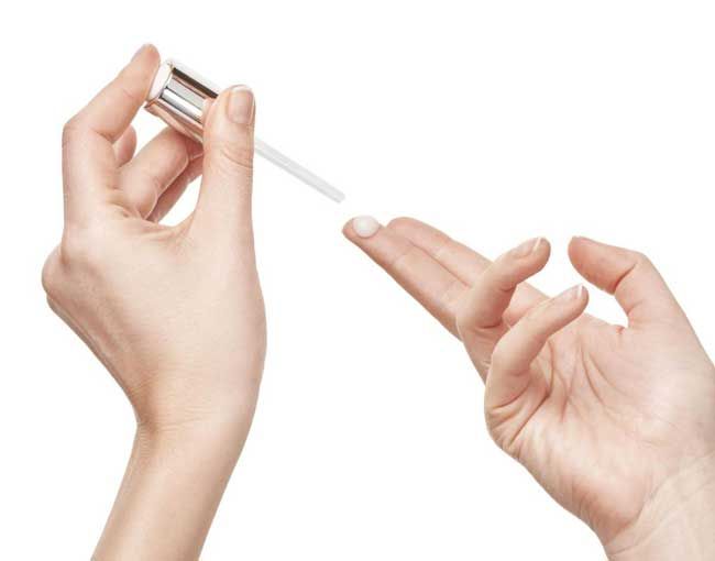 Review 7 tinh chất serum Vichy dưỡng ẩm chống láo hóa cho da trắng mịn được nhiều khách hàng yêu thích