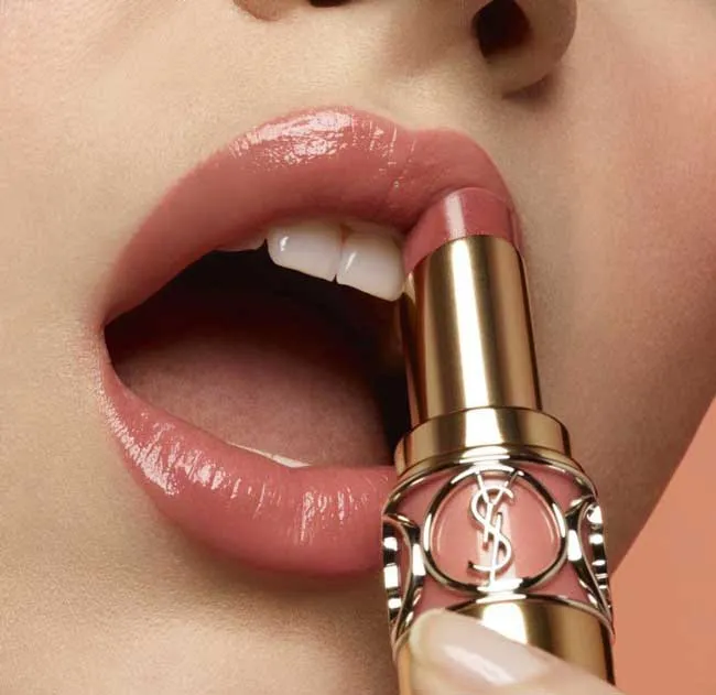 Top 10+ Son Dưỡng YSL Màu Đẹp, Mướt Môi Bán Chạy 2025 - 1