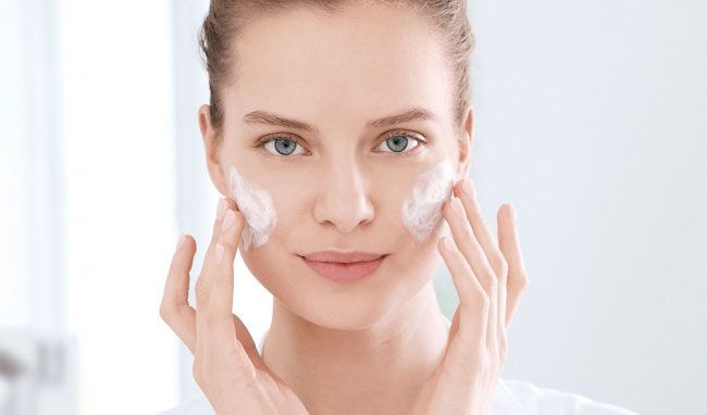 Top 13+ sữa rửa mặt cho da hỗn hợp chất lượng tốt để dùng hàng ngày