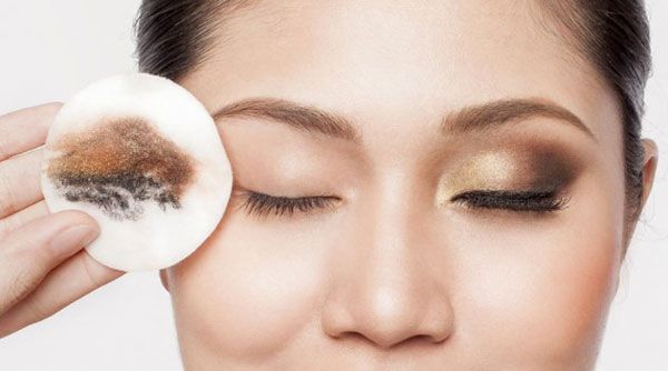Da khô nên chọn tẩy trang dạng gì? Review 7 sản phẩm tẩy trang được nhiều khách hàng yêu thích cho da khô
