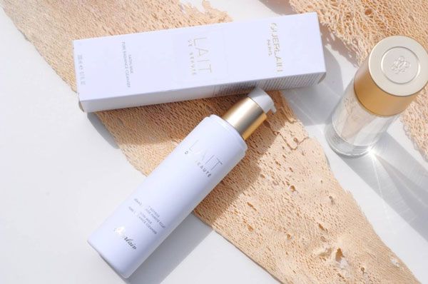 Da khô nên chọn tẩy trang dạng gì? Review 7 sản phẩm tẩy trang được nhiều khách hàng yêu thích cho da khô