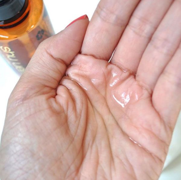 Da khô nên chọn tẩy trang dạng gì? Review 7 sản phẩm tẩy trang được nhiều khách hàng yêu thích cho da khô