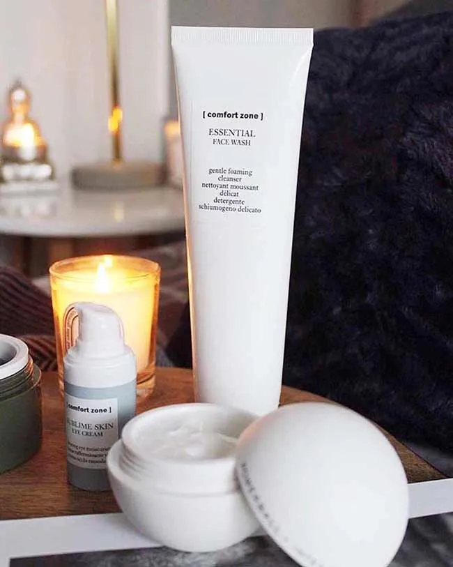 Review 11 loại sữa rửa mặt cho da nhạy cảm và mụn dịu nhẹ lành tính chất lượng tốt - 13