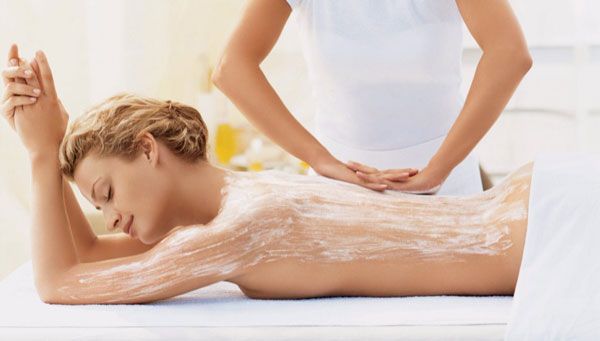Top 10 tẩy tế bào chết body cho da láng mịn trắng sáng