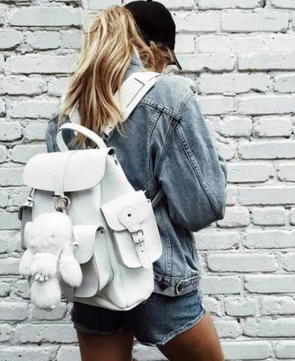 Top 13+ cách phối đồ với balo cho nam và nữ cực chất ai cũng cần biết