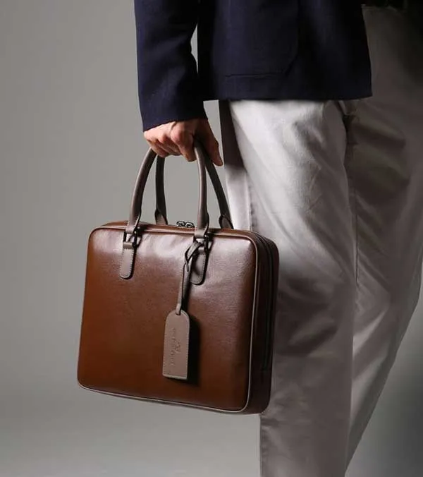 Top 3 cặp xách nam công sở chất liệu da bền đẹp rất đáng dùng - 3