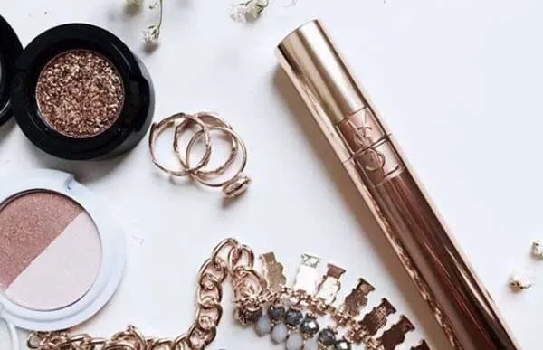 Chuốt mi hàng ngày có tốt không? Review 2 loại chuốt mascara chất lượng tốt - 5