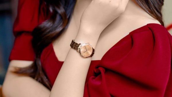 Top 8 mẫu đồng hồ nữ đẹp sang chảnh được ưa chuộng hiện nay