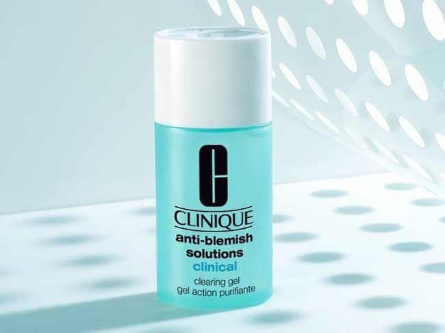 Mụn trứng cá là gì? Review 9 mỹ phẩm hỗ trợ làm sạch mụn trứng cá hiệu quả
