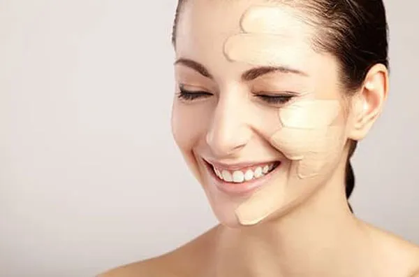 Top 9 kem nền trắng da không bí không lên mụn được nhiều khách hàng yêu thích hiện nay
