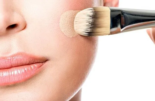 Top 9 kem nền trắng da không bí không lên mụn được nhiều khách hàng yêu thích hiện nay