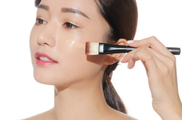 Top 9 kem nền trắng da không bí không lên mụn được nhiều khách hàng yêu thích hiện nay