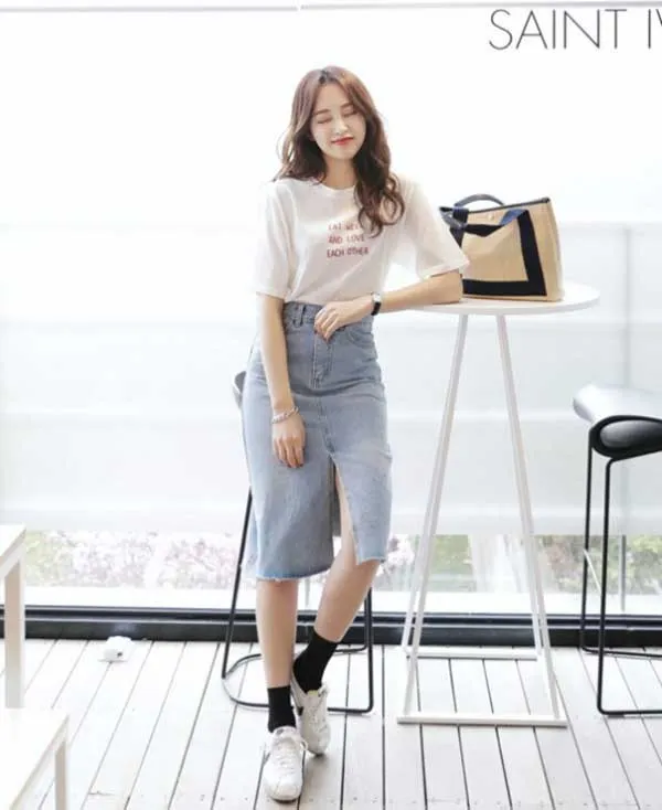 5 ý tưởng kết hợp áo phông với chân váy vừa đẹp vừa trẻ trung cho nàng