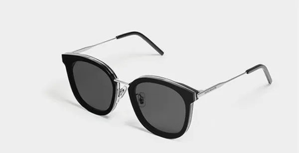 Top 13 kính đen cool ngầu cho nam - nữ được ưa chuộng hiện nay