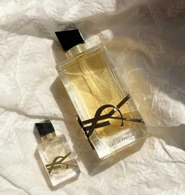 Top 4 chai nước hoa YSL mini cực thơm và tiện lợi - 4