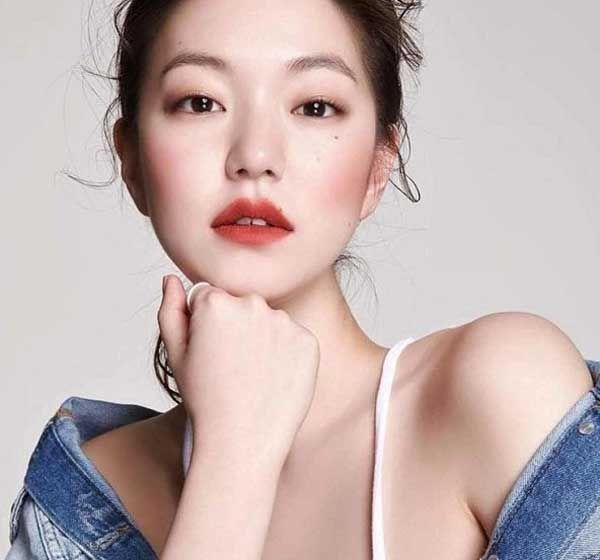 Review son MAC Chili là màu gì? Lên màu có chuẩn đẹp như lời đồn không?
