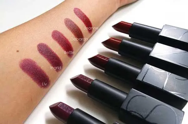Top 9 thỏi son môi cho nam giới màu tự nhiên