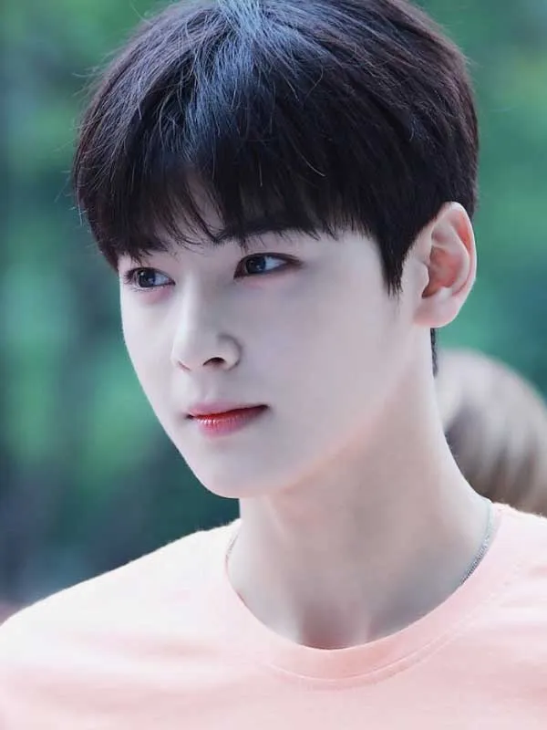 Top 9 thỏi son môi cho nam giới màu tự nhiên