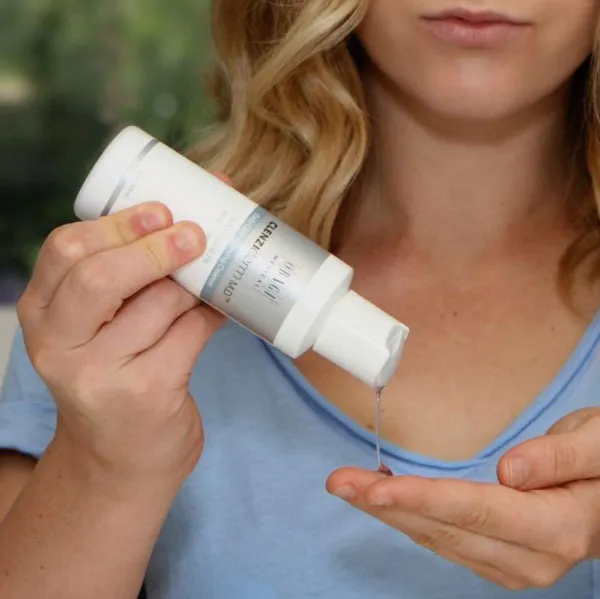 Top 5 sữa rửa mặt Obagi mẫu mới được đánh giá tốt - 2