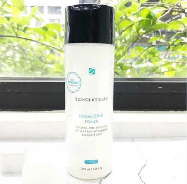 Top 15 toner cho da dầu mụn giúp se khít lỗ chân lông được đánh giá vượt trội về độ cao