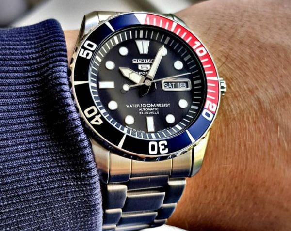 Top 5 đồng hồ lặn chịu lực tốt được dân lặn đánh giá vượt trội về độ cao năm nay