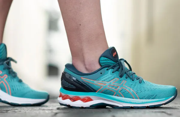 Giày Asics là của nước nào? Top 4 giày thể thao Asics được yêu rất thích