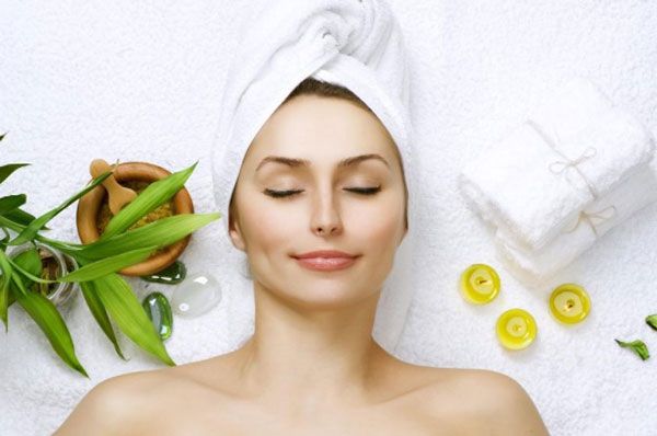 Mỹ phẩm organic có tốt không? Top 10 mỹ phẩm làm đẹp da organic được yêu rất thích