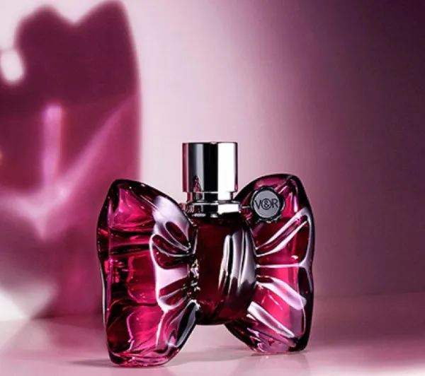 Top 5 chai nước hoa Viktor & Rolf hương thơm quyến rũ được yêu rất thích