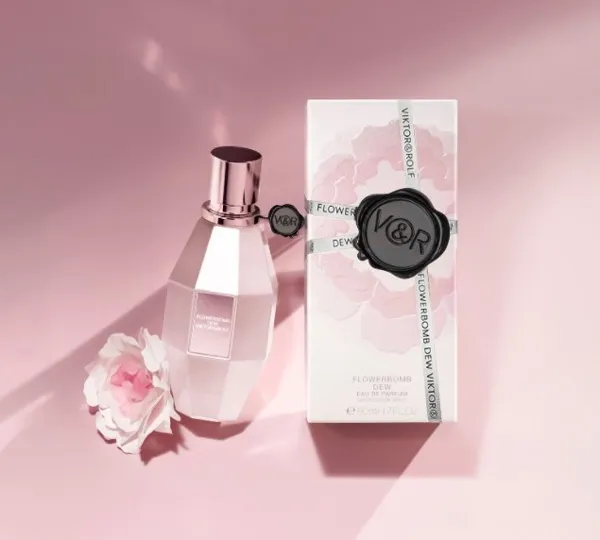 Top 5 chai nước hoa Viktor & Rolf hương thơm quyến rũ được yêu rất thích