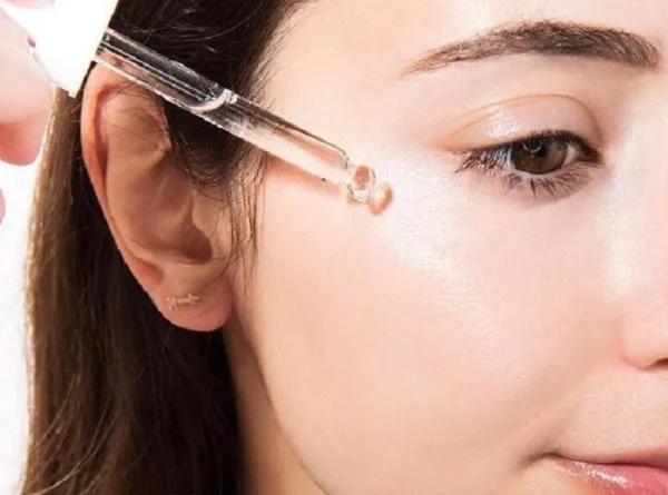 Serum B5 skinceutical có tác dụng gì? Có đáng để đầu tư hay không?