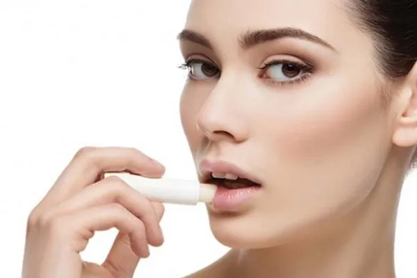 Review bảng màu son cho môi thâm che khuyết điểm tốt lên màu tươi tắn