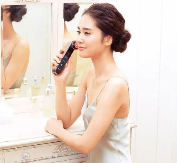 Nâng cơ mặt bằng sóng RF có tốt không? Review 6 máy nâng cơ sóng RF chất lượng tốt - 8