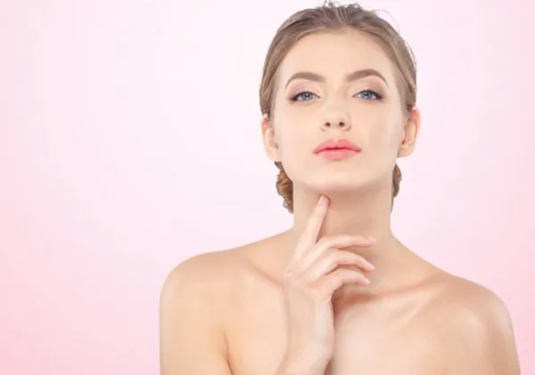 Top 8 toner cho da nhạy cảm dưỡng da khỏe mạnh và căng bóng