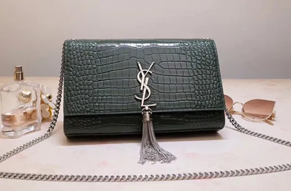 Top 8 túi xách YSL mẫu mới được yêu rất thích hiện nay