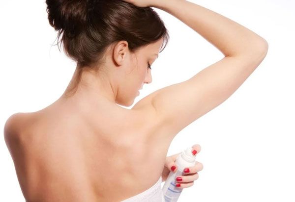 Top 5 xịt khử mùi thơm hương nước hoa và không gây ố vàng áo cho nữ - 3