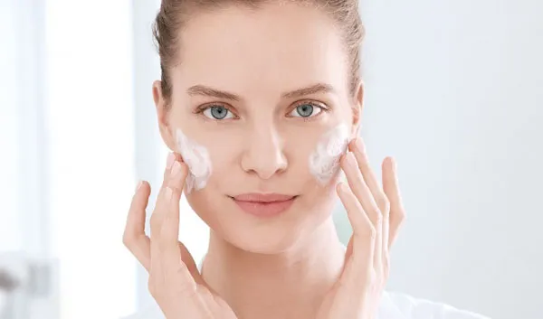 Da bị nhiễm corticoid là gì? 7 cách phục hồi da nhiễm corticoid từ nhẹ đến nặng