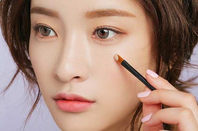 9 cách sử dụng kem che khuyết điểm thông minh cho phái đẹp