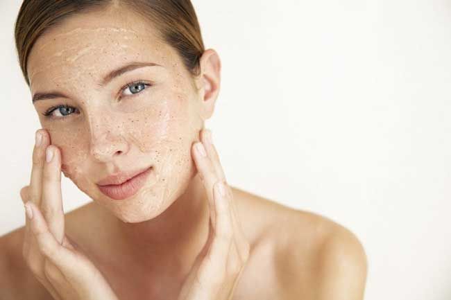 Cách sử dụng tẩy tế bào chết cho từng loại da rất đúng cách
